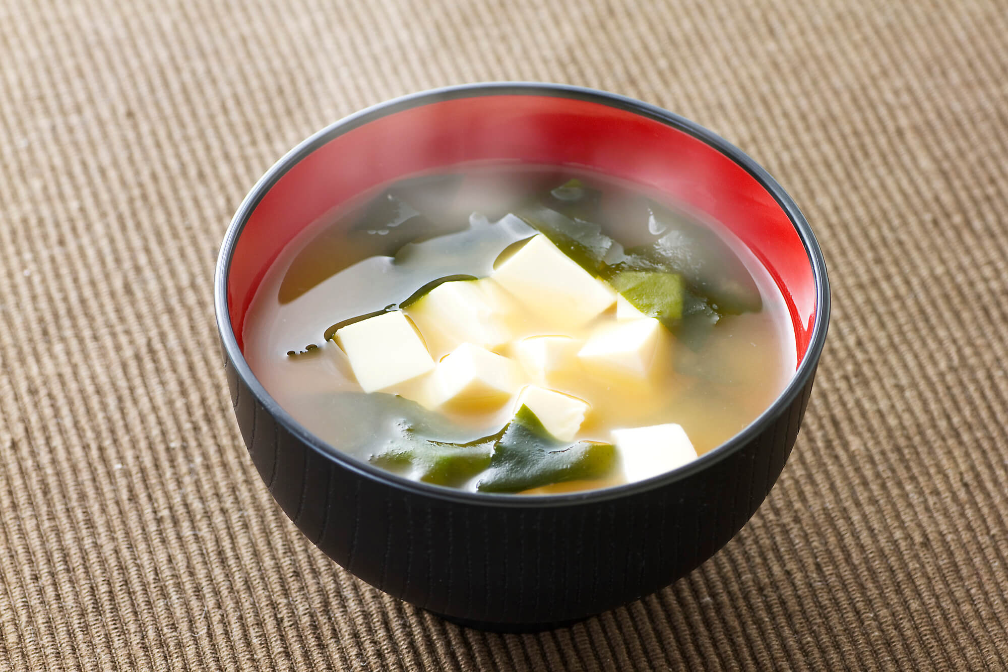 温かい味噌汁